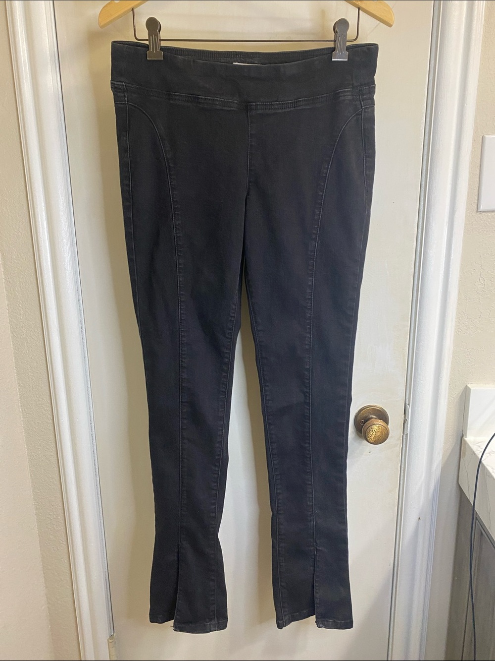 We The Free Black Ankle Crop Stretch Jeans